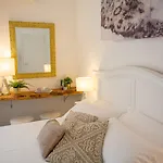 Palazzo Bruca Panzió 4*