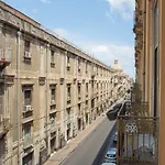 Palazzo Bruca 4* Catania
