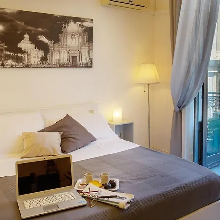 Palazzo Bruca Bed and breakfast 3*