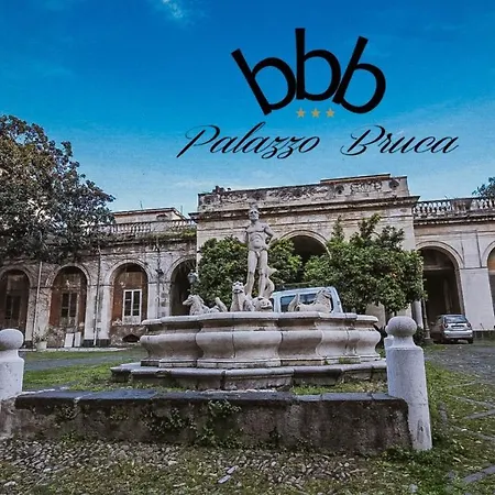 Palazzo Bruca Bed & Breakfast 4*