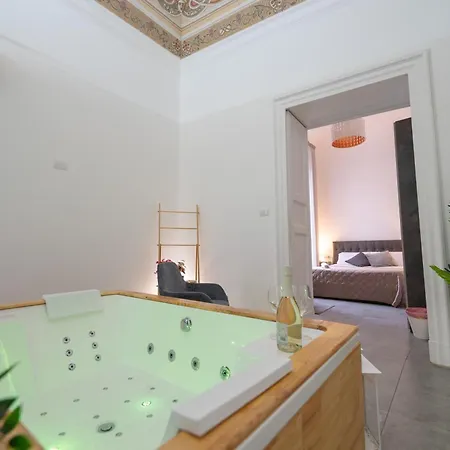 לינה וארוחת בוקר Palazzo Bruca 3*