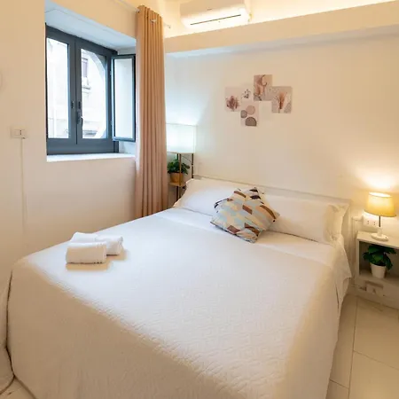 Palazzo Bruca 4*