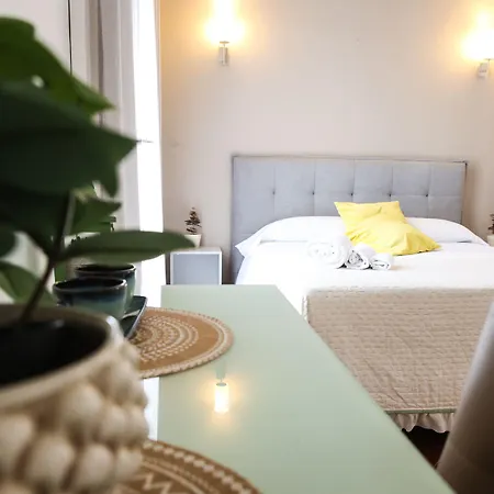 Palazzo Bruca Bed & Breakfast 4*