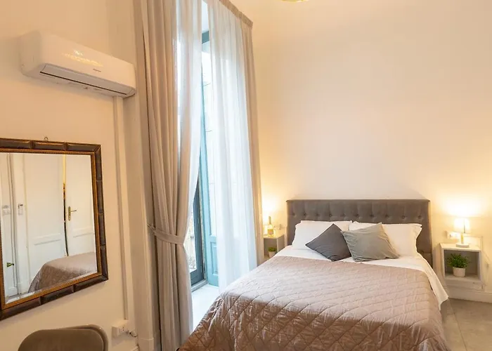 Palazzo Bruca Bed & Breakfast 4*