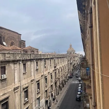 Palazzo Bruca 3* Katánie