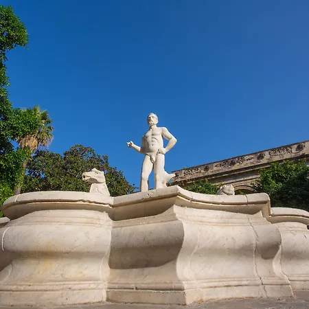 Palazzo Bruca Bed & Breakfast