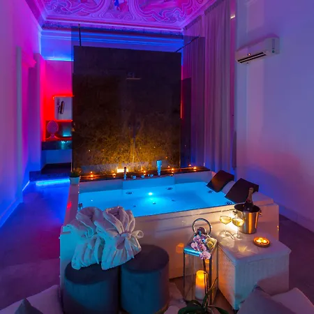 Palazzo Bruca Bed & Breakfast 4*