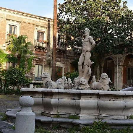 Palazzo Bruca 3* Catania