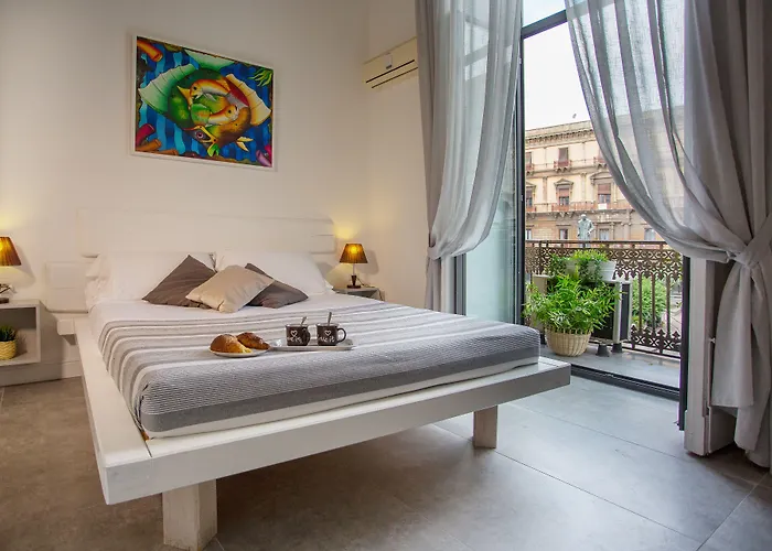 Palazzo Bruca Bed and Breakfast Κατάνια