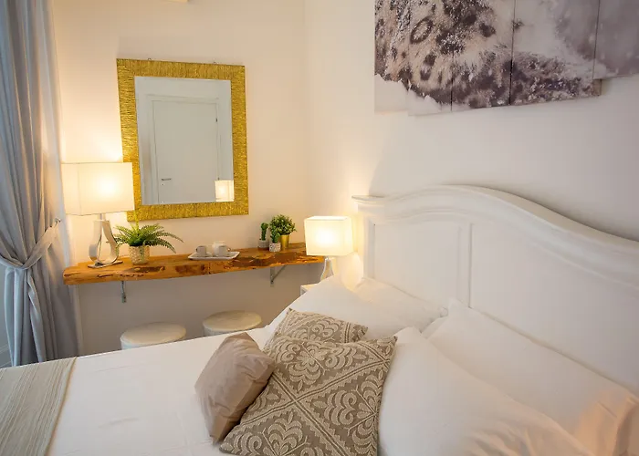 Palazzo Bruca Bed and Breakfast 4*